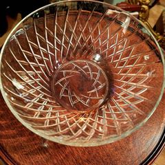 Glass bowl