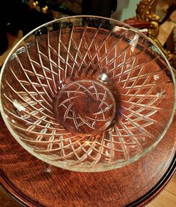 Glass bowl