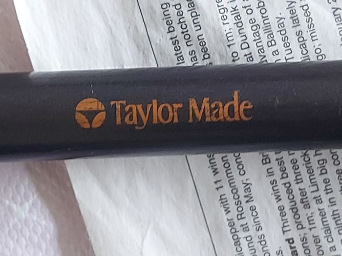 Taylor Made Titanium Bubble Shaft S-90 Plus Driver Golf Club, in very good condition