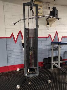 Lat pulldown