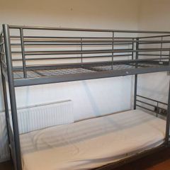 bunk bed
