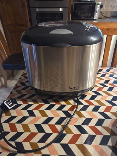 Morphy Richards Stainless Steel Breadmaker [unused]
