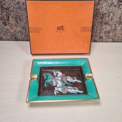Vintage Hermes Paris Porcelain Cigar Ashtray Cheval D Orient Horses Made In France