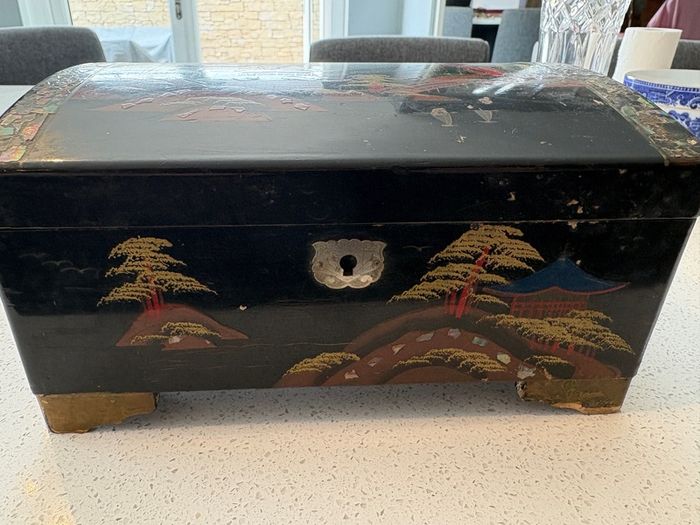 Antique Musical Jewellery Box