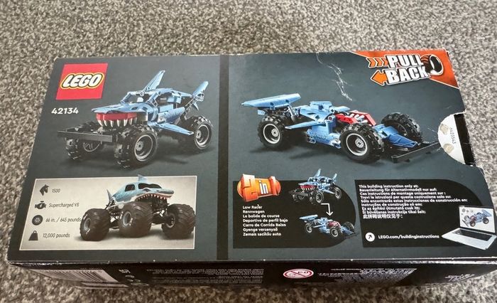 Megalodon LEGO