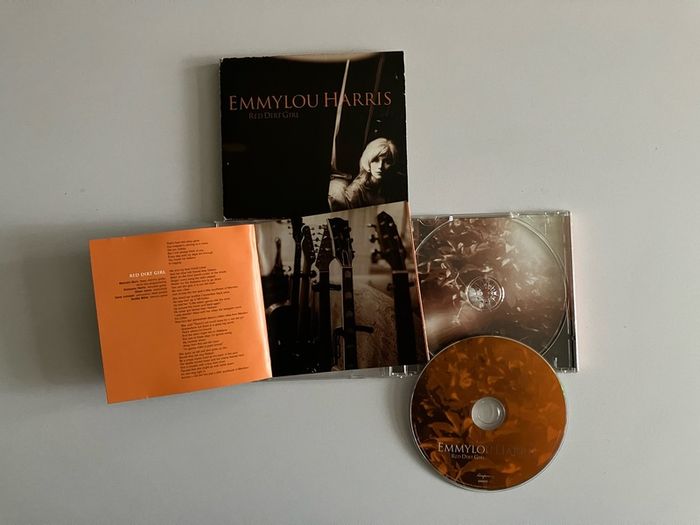 Emmylou Harris Red Dirt Girl CD