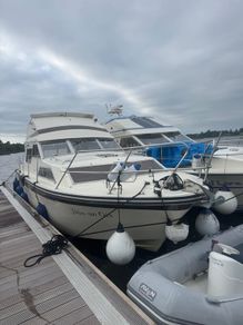 32ft fairline sedan