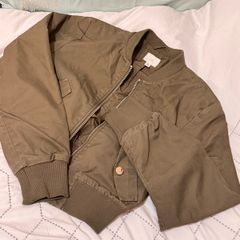 Cropped Bomber Jacket - Army Green (H&M)