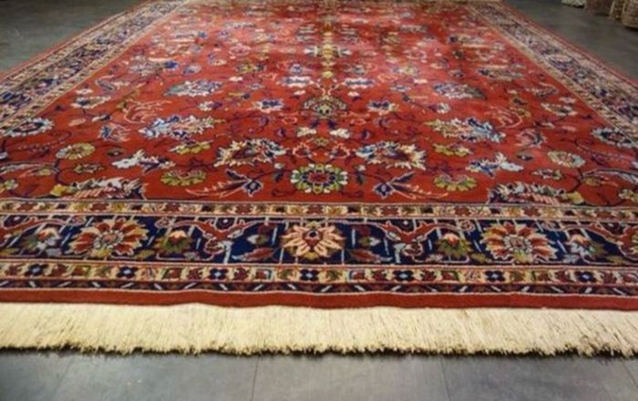 Hand-knotted Persian Tabrizian Rug