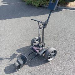 Electric golf trolley
