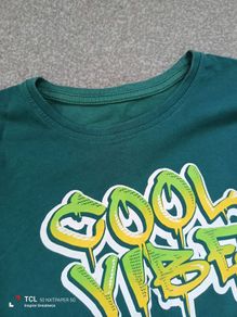 boy's long sleeves top. Age6/7