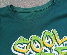 boy's long sleeves top. Age6/7