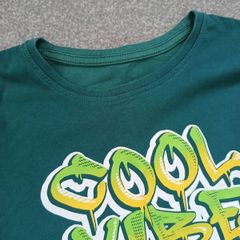 boy's long sleeves top. Age6/7