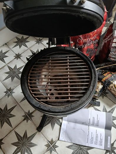 Kamado grill.