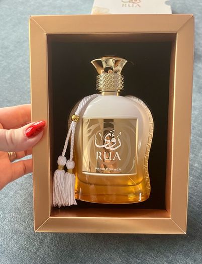 Womens Fragrance Paris Corner Rua