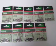 Bait holder Hooks