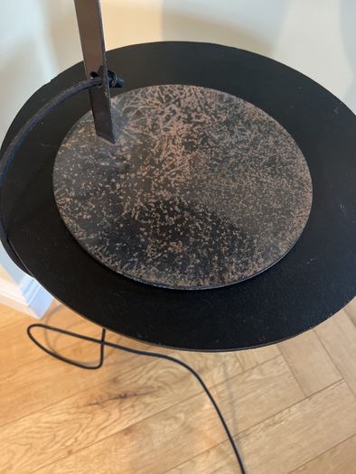 Table lamp