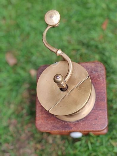 Coffee grinder