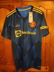 Manchester United jersey medium