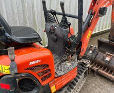 Kubota .8 micro digger