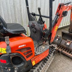 Kubota .8 micro digger
