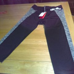 Women's Ellesse capri pants.