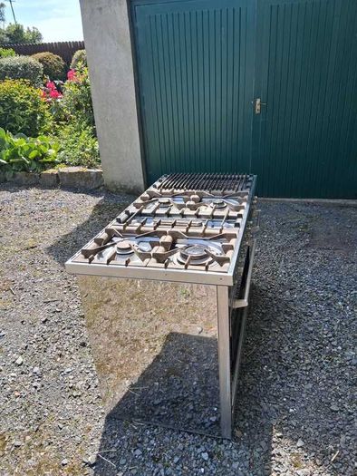 Britannia range cooker