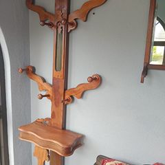 Coat stand