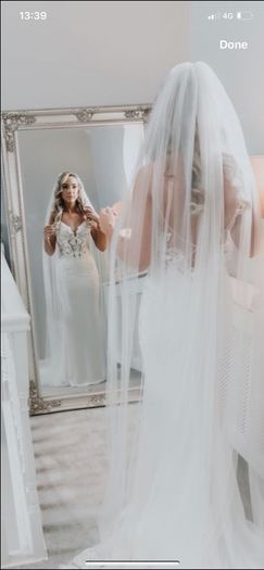 Enzoani Pearl Wedding Dress