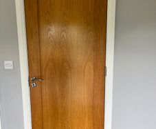 Oak shaker internal doors