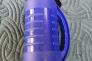 Vintage aladdin flask needs new refill glass inside. Has cap and cup.. 5l