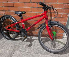 Frog 52 Kids Bike Red 8 Speed