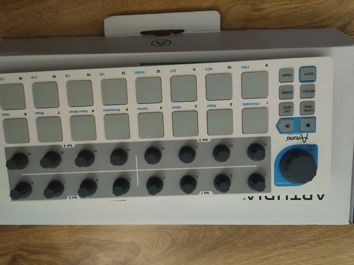 Arturia BeatStep Controller & Sequencer