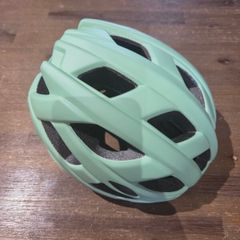 Bicycle helmet
