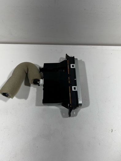 NISSAN LEAF ZE0 Electric 80Kw Music Player Buttons 3ND0B-210492 2015 A1l1b5