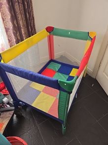 Free Travel Cot