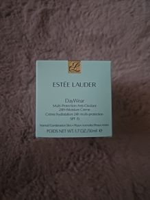 Estee Lauder DayWear Moisture Cream SPF 15 50ml Brand New Sealed