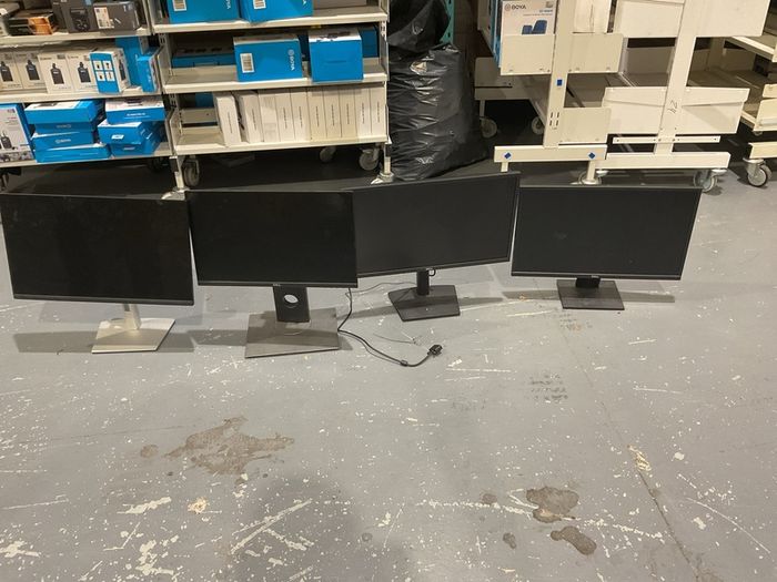 Dell Monitors 50 for all