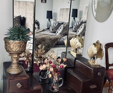 Vintage Dresser  Vanity Set