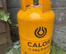 full gas cylinder