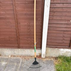 Wire Leaf Rake - Robin Wire