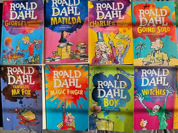 Roald Dahl 16-Book Collection Box Set - Excellent Condition