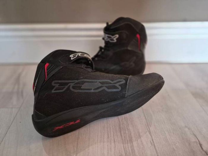 motorbike boots