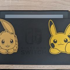 Nintendo Switch Pikachu & Eevee Edition