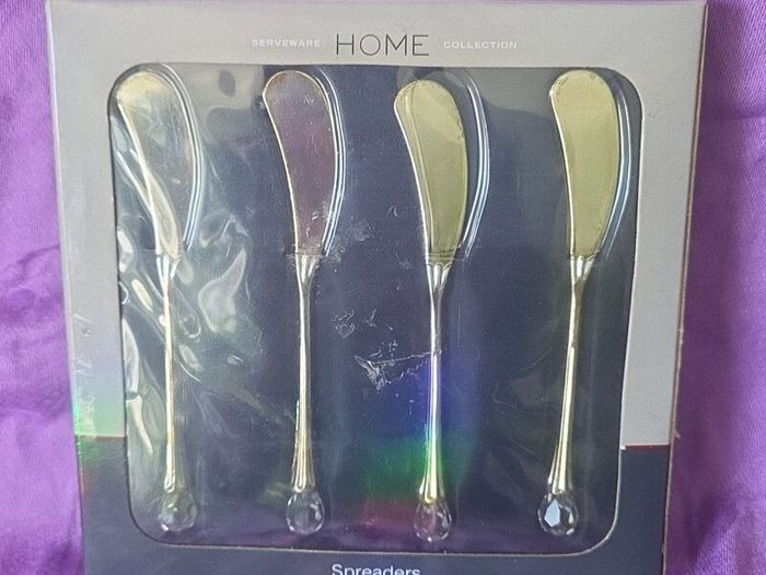 Crystal Spreaders