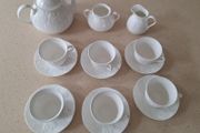Wedgwood Strawberry &amp; Vine Tea Set