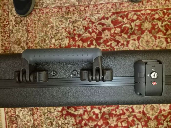 Fender Deluxe Molded Strat/Tele Case