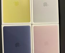 Macbook New 8/256GB (IRISH STOCK)Brand New Sealed 1 year Apple warranty RECEIPT