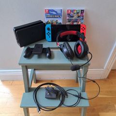 Nintendo Switch Oled with Accesories