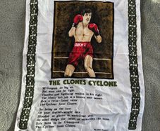 Vintage Irish boxer Barry McGuigan tea towel